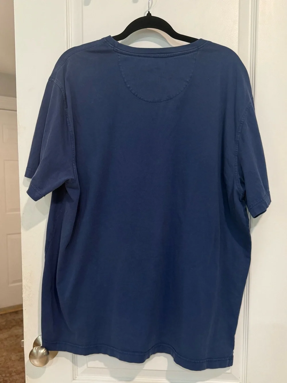Attack Life by Greg Norman Men's Navy Short-Sleeve Crewneck Tee with Fish emblem